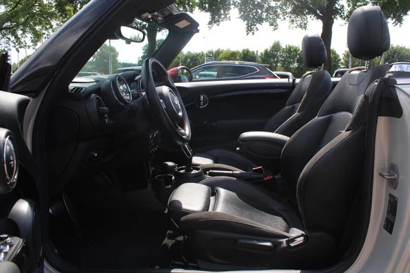 MINI Cooper Cabrio - Afbeelding 8 van 30