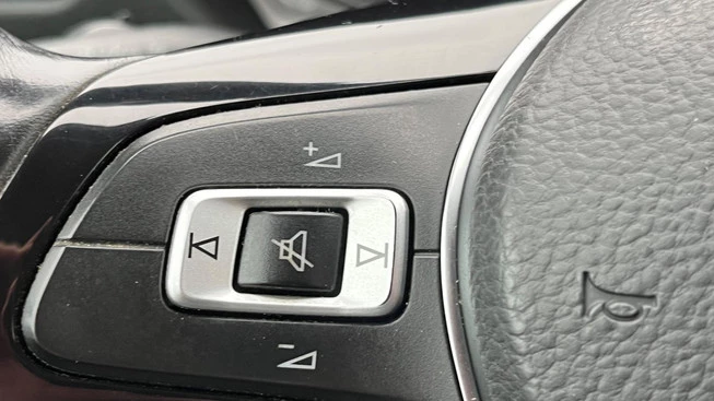 Volkswagen Amarok - Afbeelding 18 van 24