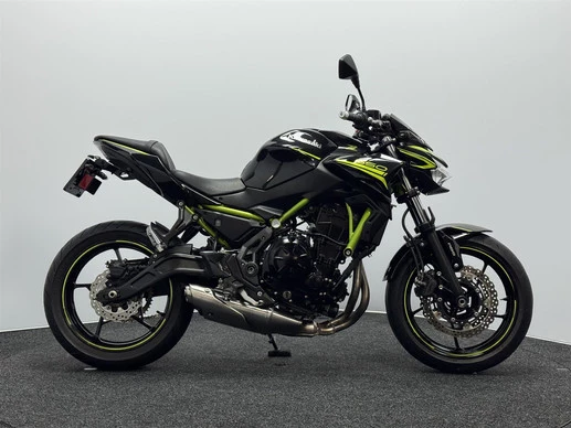 Kawasaki Z650 - Afbeelding 1 van 17