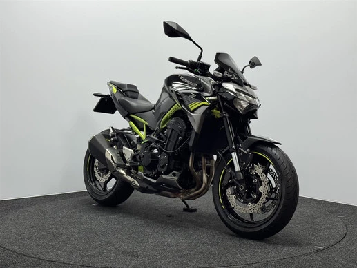 Kawasaki Z900 - Afbeelding 3 van 16