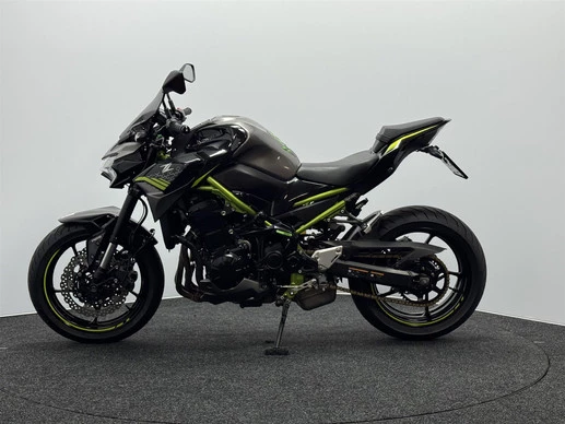 Kawasaki Z900 - Afbeelding 9 van 16