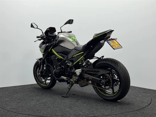Kawasaki Z900 - Afbeelding 11 van 16