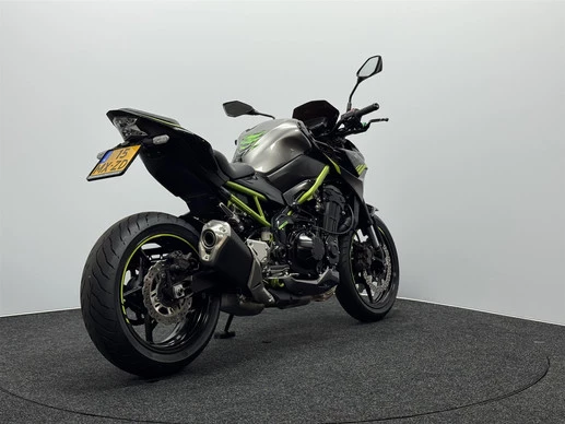 Kawasaki Z900 - Afbeelding 15 van 16