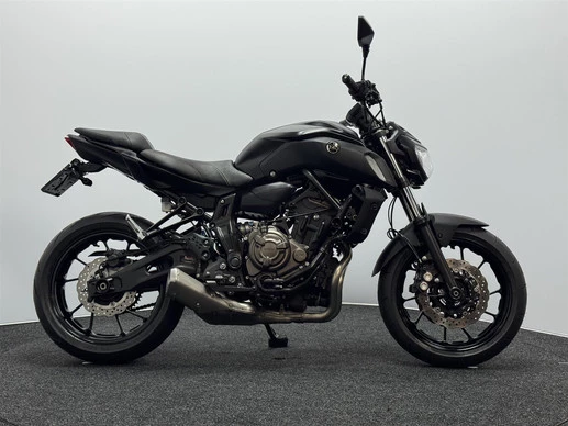 Yamaha MT 07 - Afbeelding 1 van 17
