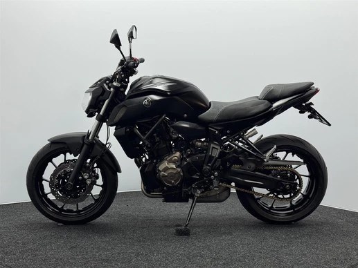 Yamaha MT 07 - Afbeelding 9 van 17