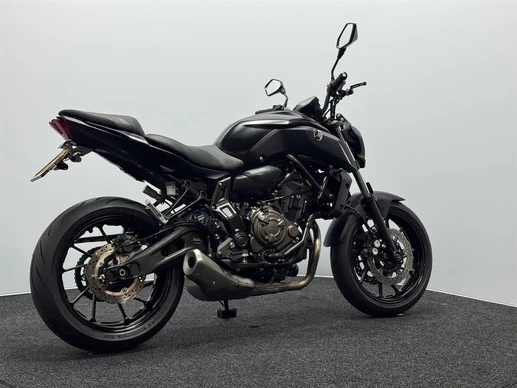 Yamaha MT 07 - Afbeelding 16 van 17