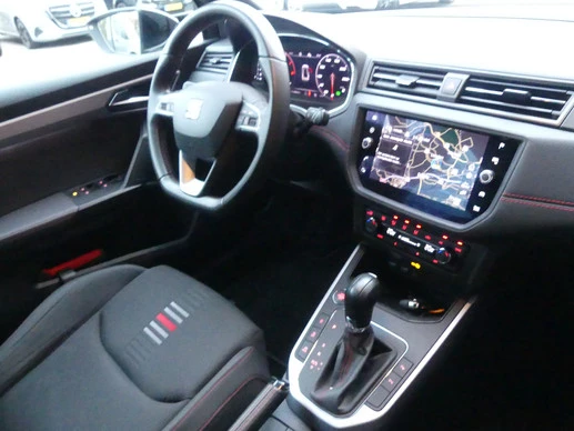 SEAT Arona - Afbeelding 2 van 24