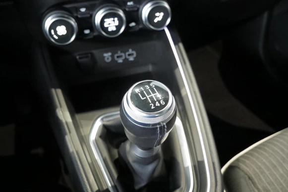 Renault Clio - Afbeelding 21 van 30