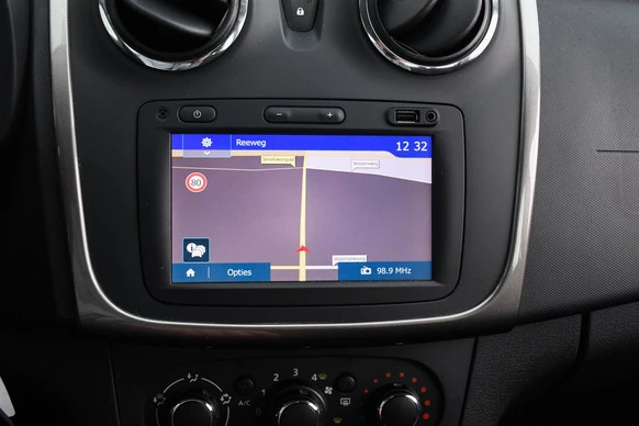 Dacia Logan - Afbeelding 19 van 26