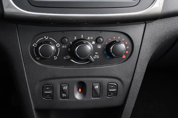 Dacia Logan - Afbeelding 21 van 26