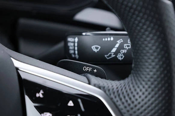 Volkswagen T-Roc - Afbeelding 23 van 30