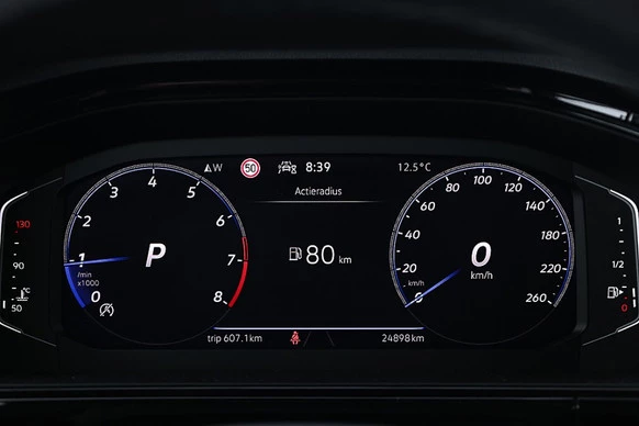 Volkswagen T-Roc - Afbeelding 25 van 30