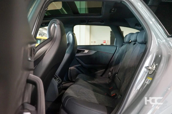 Audi RS4 - Afbeelding 9 van 23