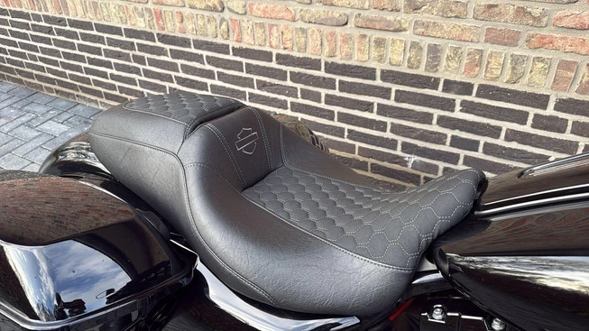 Harley-Davidson Street Glide - Afbeelding 8 van 15