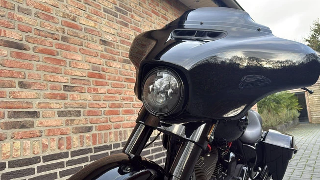 Harley-Davidson Street Glide - Afbeelding 13 van 15