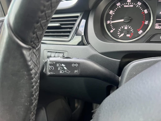 Škoda Rapid - Afbeelding 6 van 16