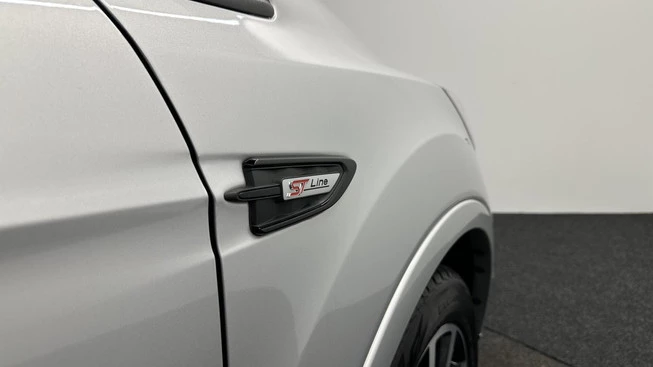 Ford Kuga - Afbeelding 18 van 30