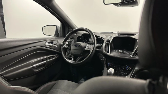 Ford Kuga - Afbeelding 24 van 30