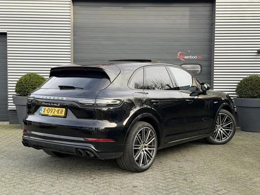 Porsche Cayenne - Afbeelding 2 van 30