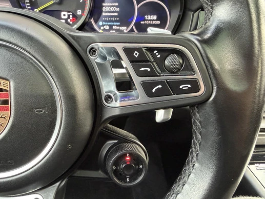 Porsche Cayenne - Afbeelding 18 van 30