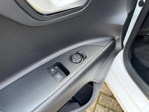 Kia Rio - Afbeelding 25 van 30