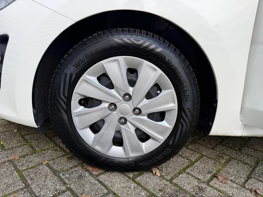 Kia Rio - Afbeelding 26 van 30