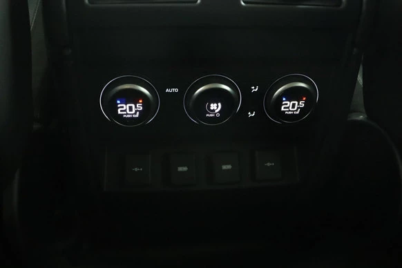 Land Rover Defender - Afbeelding 23 van 30