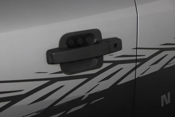 Land Rover Defender - Afbeelding 29 van 30