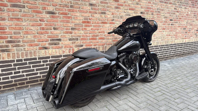 Harley-Davidson Street Glide - Afbeelding 6 van 18