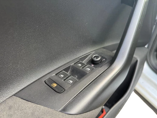 Volkswagen Polo - Afbeelding 13 van 30