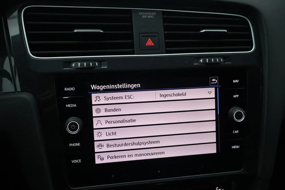 Volkswagen e-Golf - Afbeelding 14 van 28