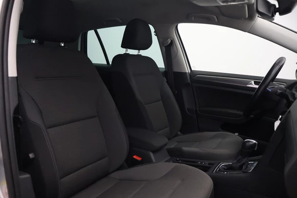 Volkswagen e-Golf - Afbeelding 21 van 28