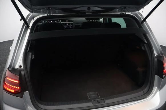 Volkswagen e-Golf - Afbeelding 27 van 28