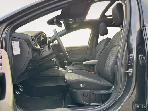 Ford Focus - Afbeelding 10 van 30