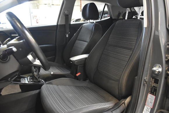 Kia Stonic - Afbeelding 11 van 28