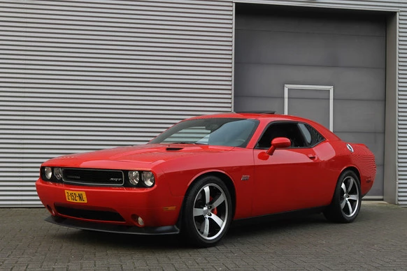 Dodge Challenger - Afbeelding 1 van 19
