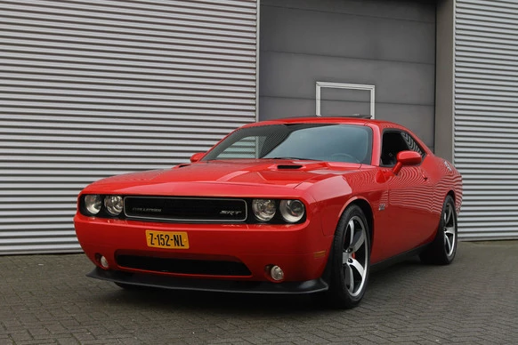 Dodge Challenger - Afbeelding 2 van 19