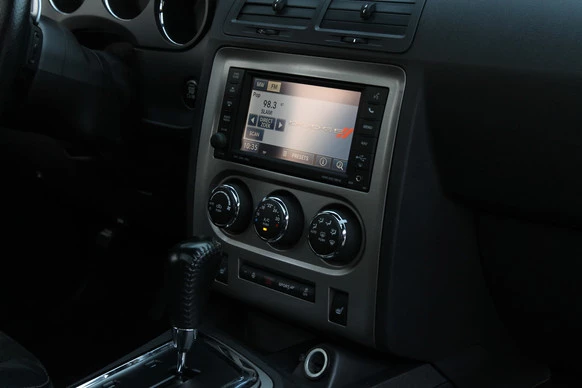 Dodge Challenger - Afbeelding 14 van 19