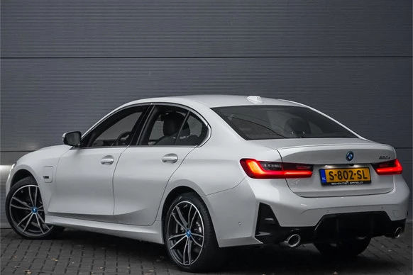 BMW 3 Serie - Afbeelding 10 van 30