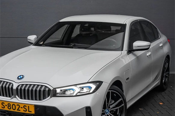 BMW 3 Serie - Afbeelding 16 van 30