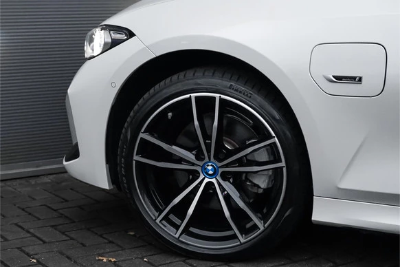 BMW 3 Serie - Afbeelding 17 van 30