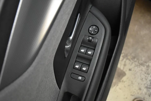 Opel Mokka-e - Afbeelding 12 van 29