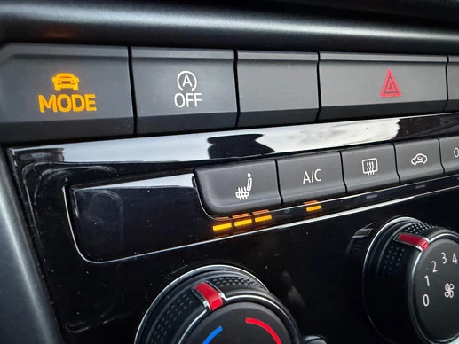 Volkswagen T-Roc - Afbeelding 13 van 30