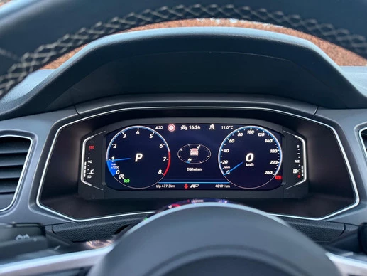 Volkswagen T-Roc - Afbeelding 16 van 30