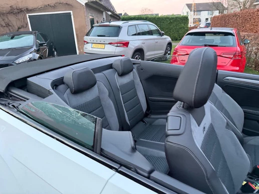 Volkswagen T-Roc - Afbeelding 17 van 30