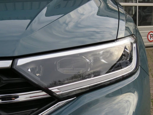 Volkswagen T-Roc - Afbeelding 9 van 30