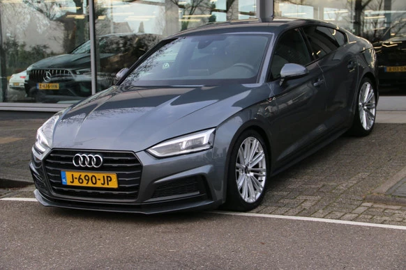 Audi A5 - Afbeelding 1 van 19