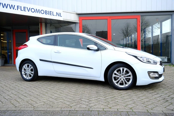 Kia ProCeed - Afbeelding 4 van 30
