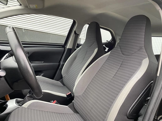 Toyota Aygo - Afbeelding 24 van 30