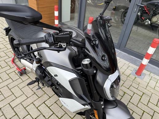 Ducati Diavel - Afbeelding 4 van 17